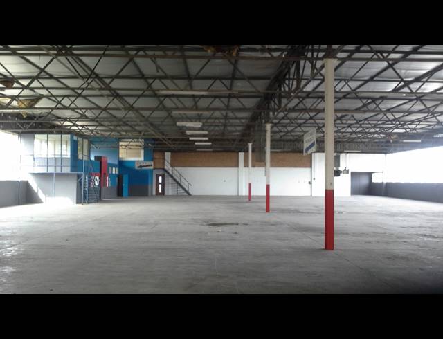 1,300M² FACTORY TO LET IN BELLVILLE CENTRAL